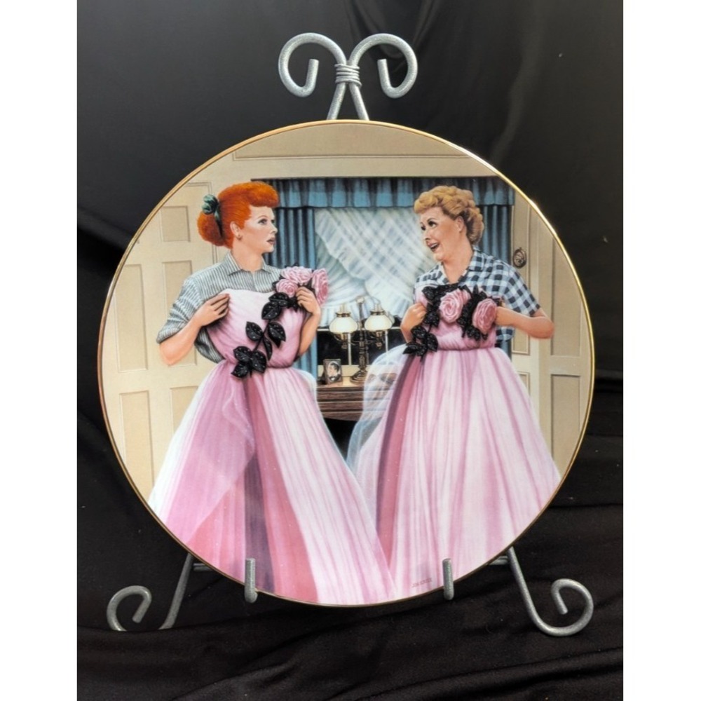 COLLECTION OF 5 VINTAGE I LOVE LUCY PLATES HAMILTON COLLECTION JIM KRITZ